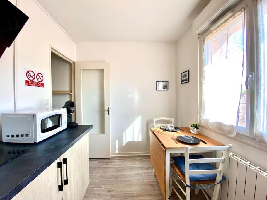 T2 Cosy Proche Hopital + Parking Gratuit Sur Place Auxerre Ngoại thất bức ảnh